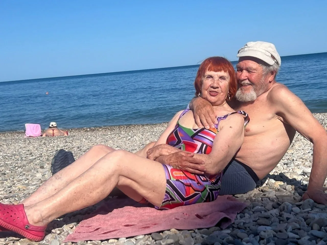 🥰 85 и 90. Поженились 3 года назад. Они сами себя называют «эксклюзив» — исключение, которое доказы