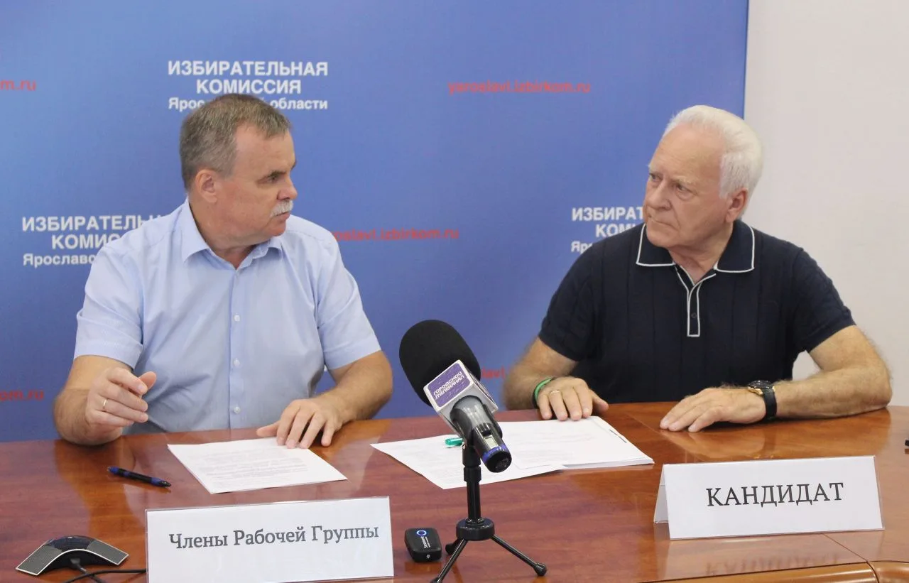 📢 Анатолий Лисицын представил в региональный избирком документы, необходимые для регис...
