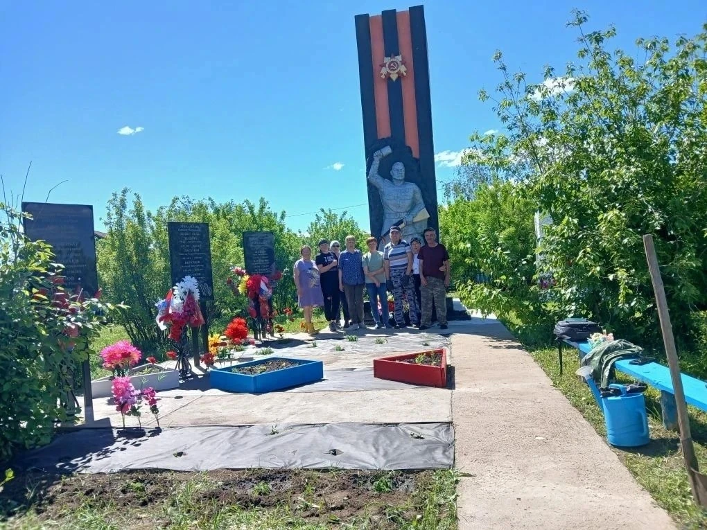 ▶️Забайкальские единороссы продолжают благоустраивать регион

✅Благоустройство территорий проходит в