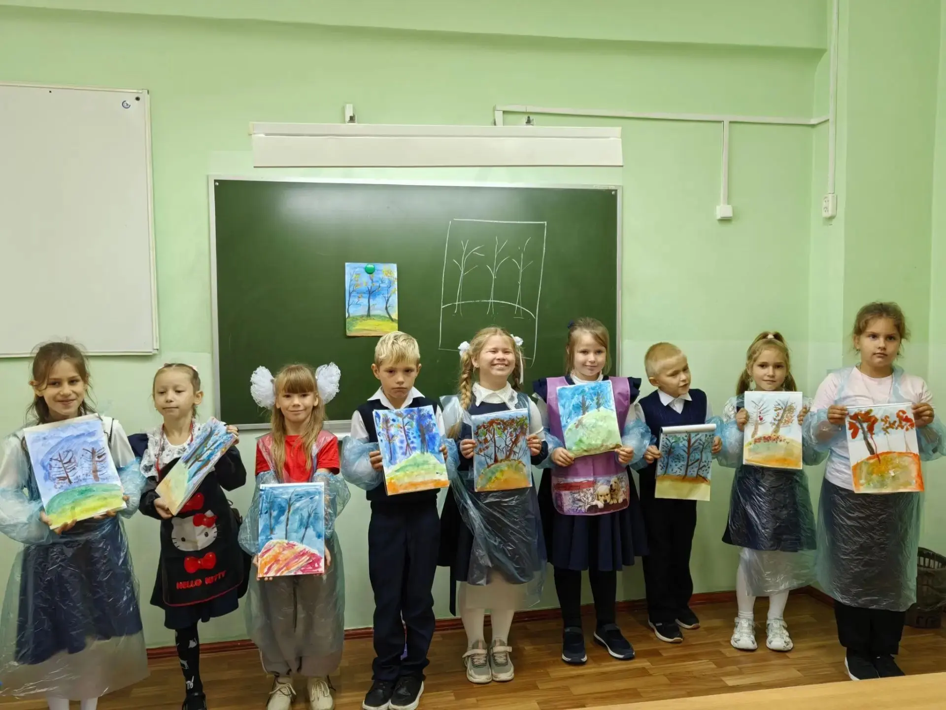 🍁Наши обучающиеся вооружились кисточками, чтобы перенести на бумагу всё богатство крас...