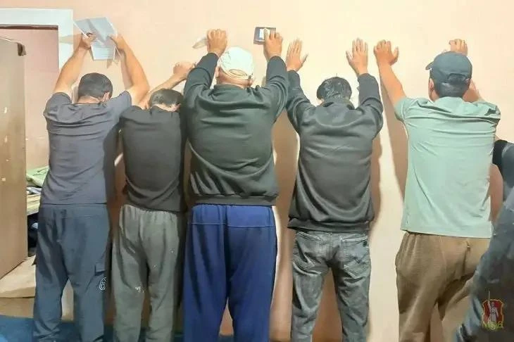 До 15 лет лишения свободы и лишение российского гражданства грозит троим выходцам из Аз...
