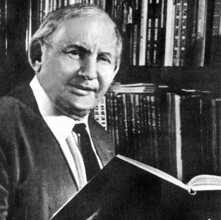 Создатель волшебной страны
 
135 лет со дня рождения Александра Волкова
 
🎉14 июня исполнилось 135 
