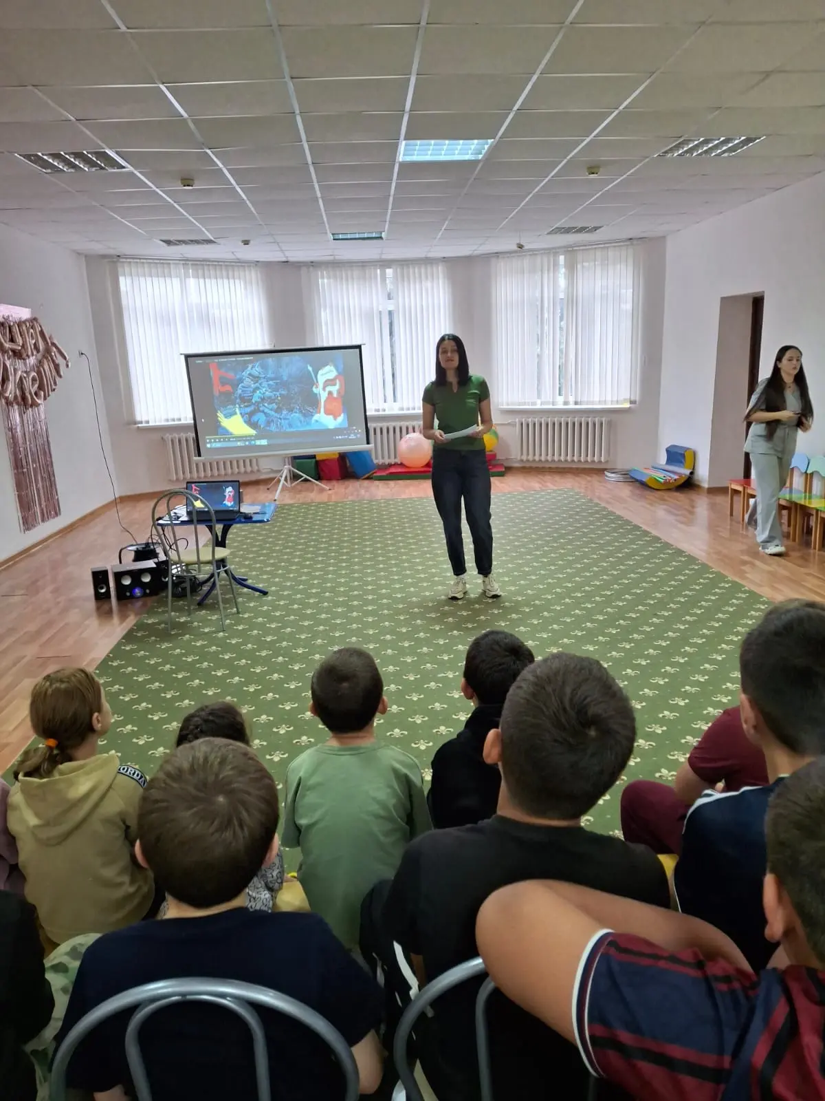 🔷️Информационно-познавательный час «К сокровищам родного языка», приуроченный ко Дню я...