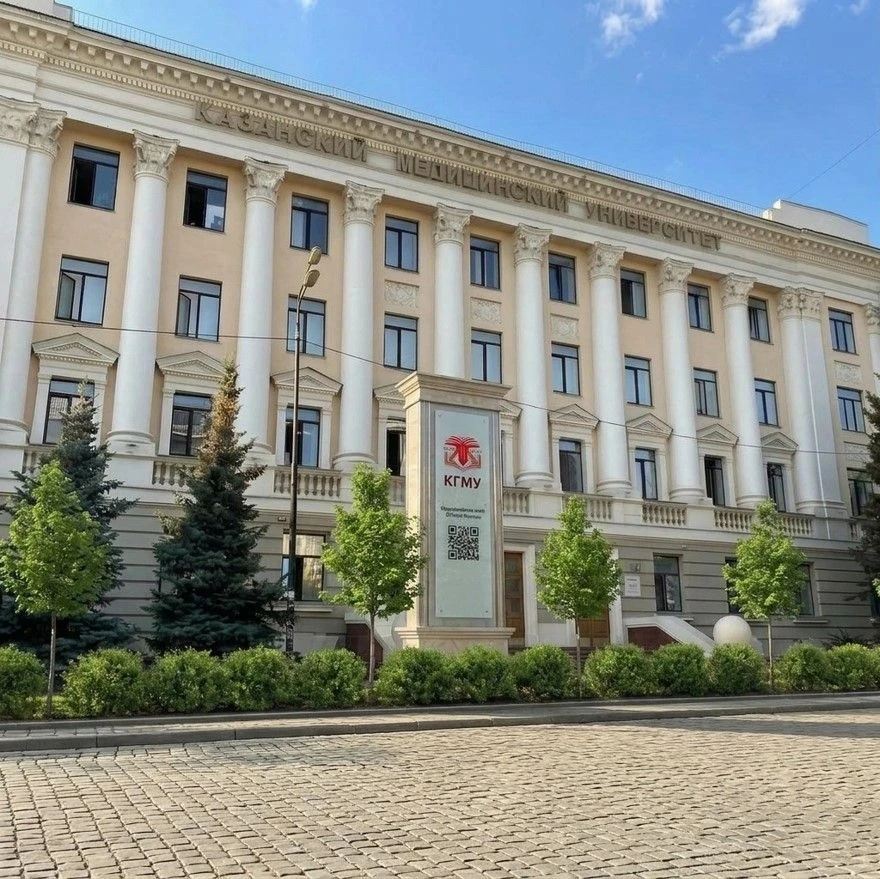 Рабочий день сегодня начался очень бодро. Собрались нашей рабочей группой, чтобы обсудить проект, к 
