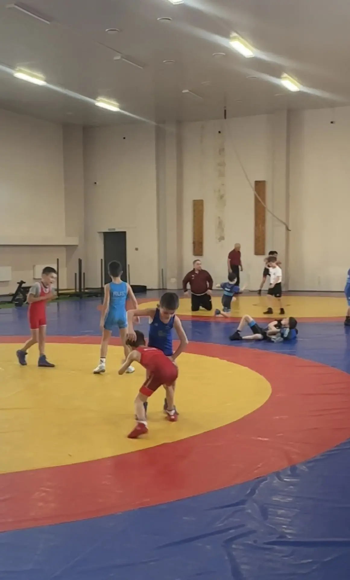 Здесь закаляется чемпионский характер! 🤼‍♂️