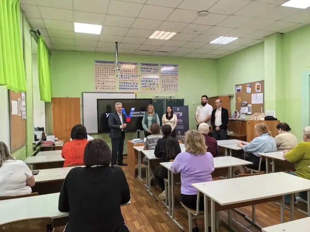 Совместно с коллегами-депутатами и членами #ОПЛыткарино провели встречу с коллективом ш...