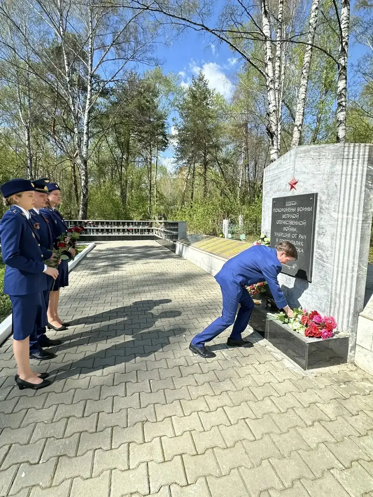 В преддверии 81-й годовщины со дня Победы работники Свердловской межрайонной природоохранной прокура