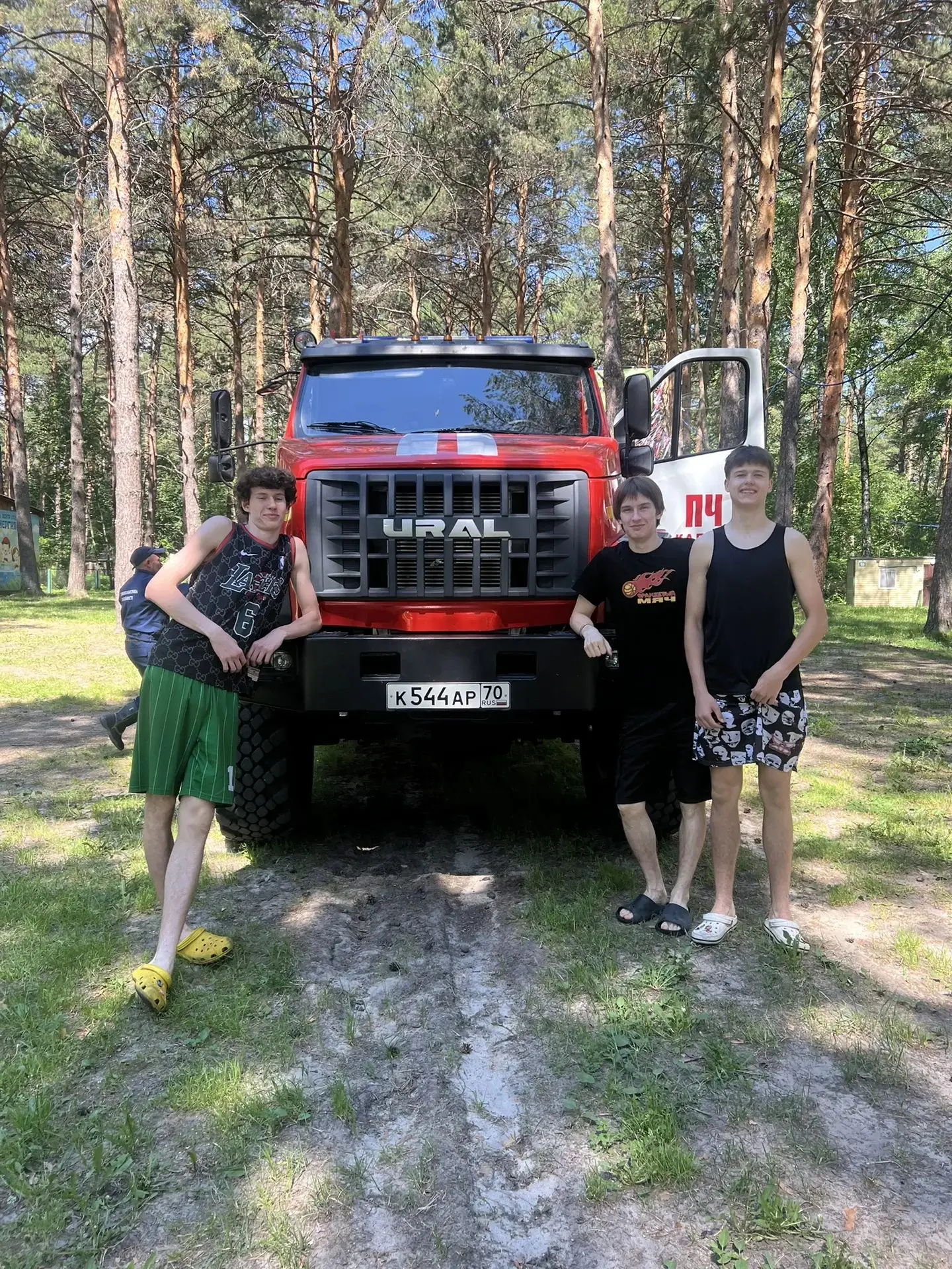 Наше баскетбольное лето!💪🏻
🏀В детском центре отдыха «Энергия» продолжается первая смена. Погода с