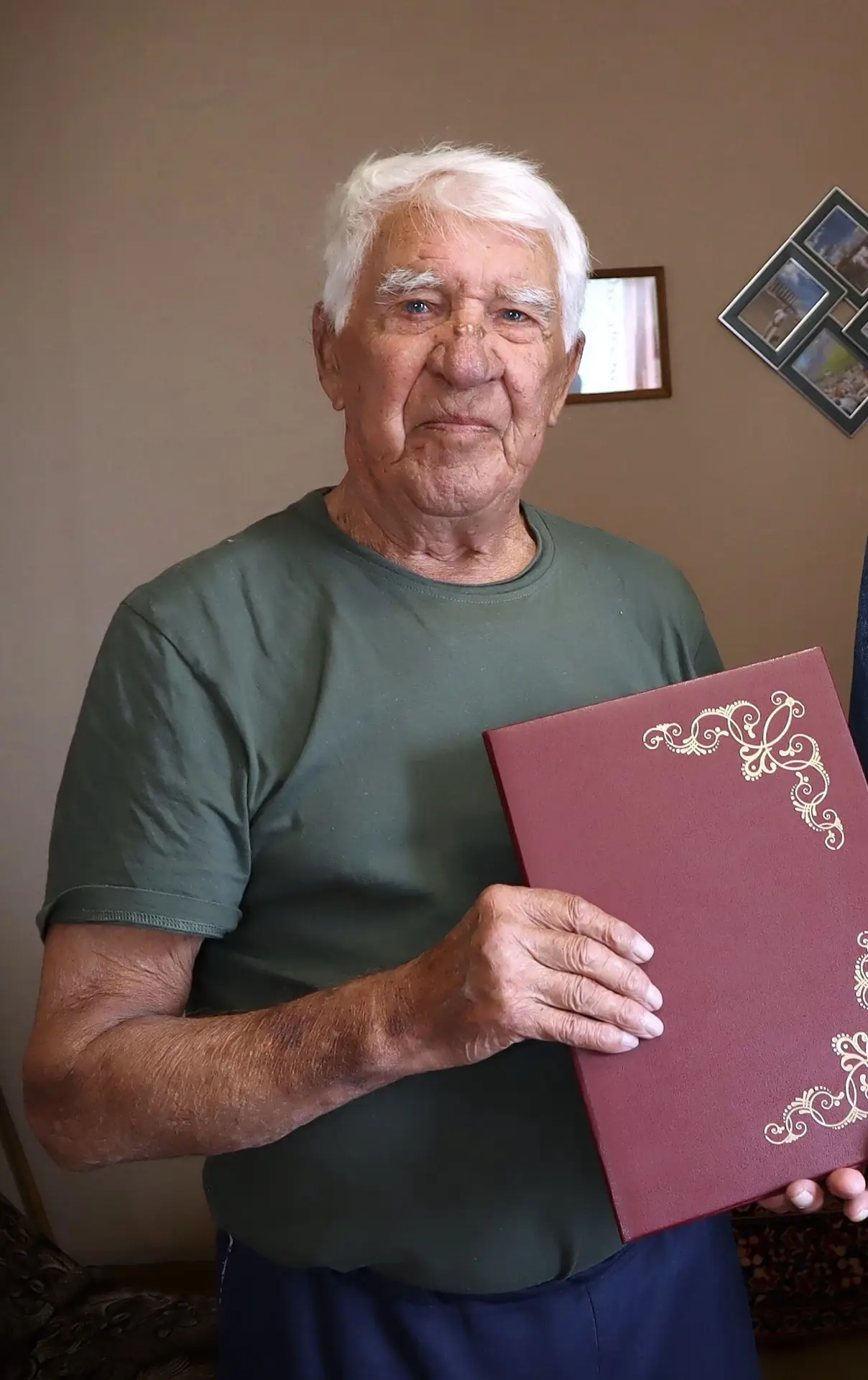 🎂 Сегодня свой 85-летний юбилей отмечает замечательный человек, ветеран педагогическог...