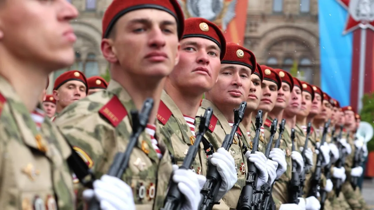 🇷🇺 С Днём российской гвардии!