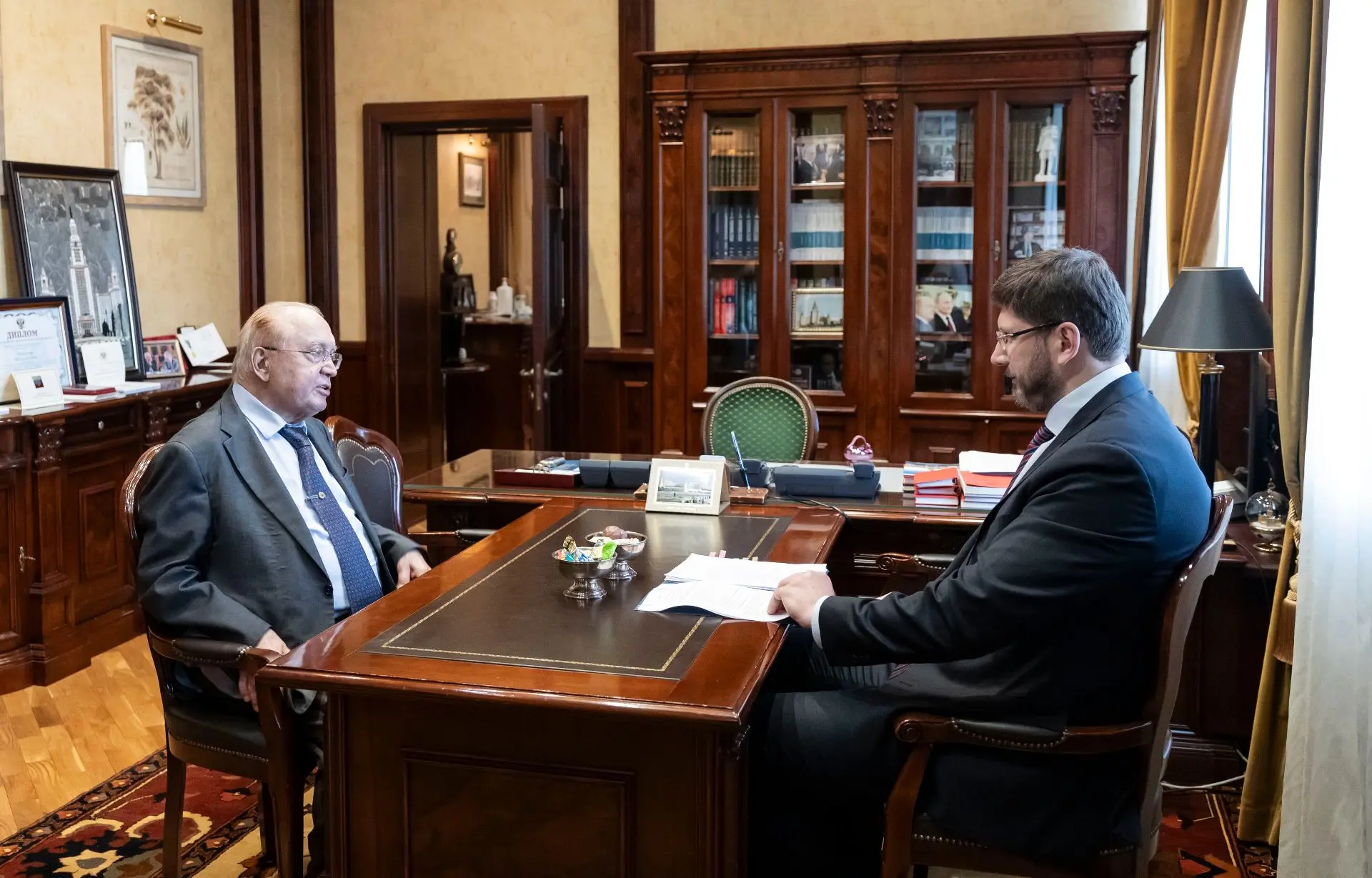 Минстрой России и МГУ имени Ломоносова обсудили приоритеты совместной работы по развитию университет