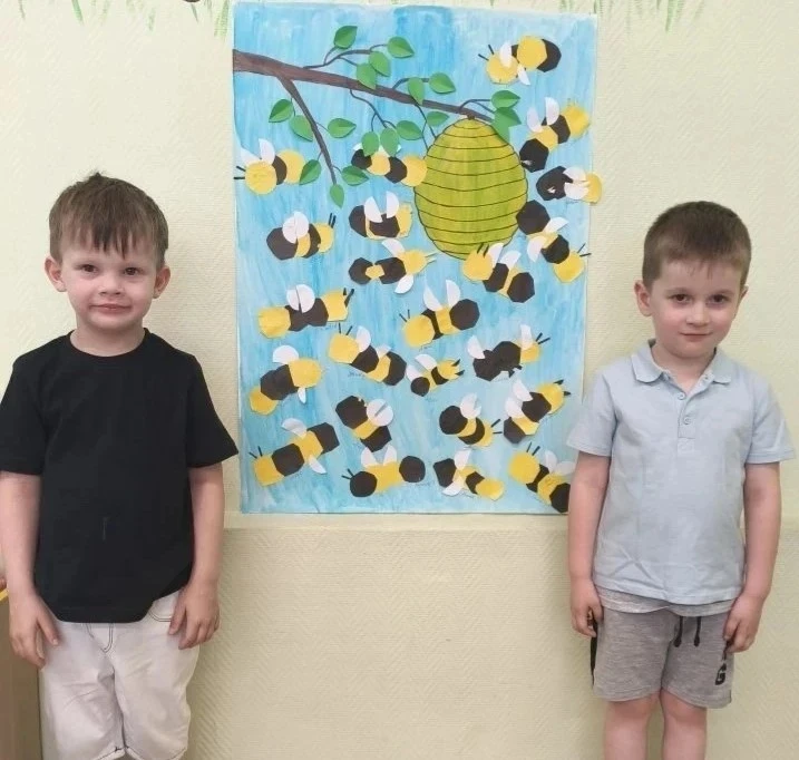 🐝 «Опасные насекомые: пчёлы» — учимся беречь природу и себя  На этой неделе наши дошколята знакомили