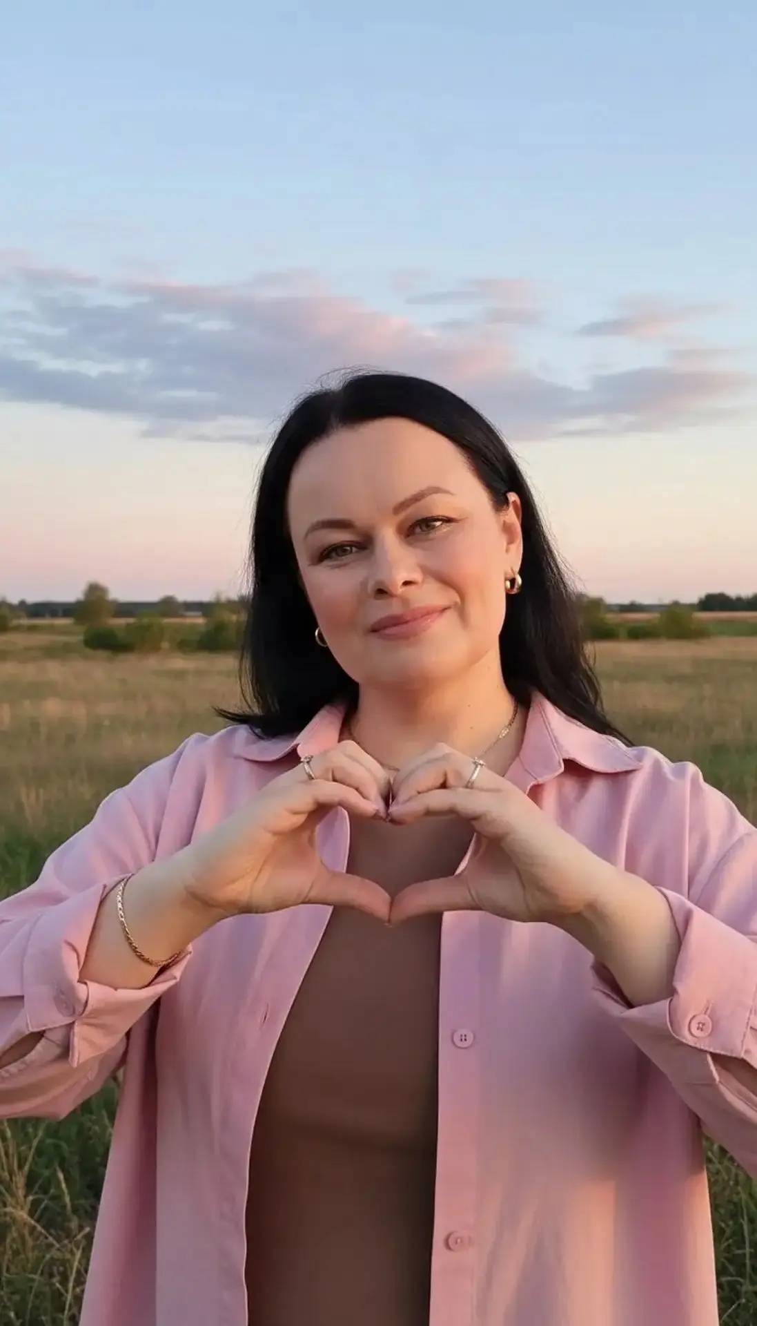 С опросами, конечно же, оживает общение и это классно😌