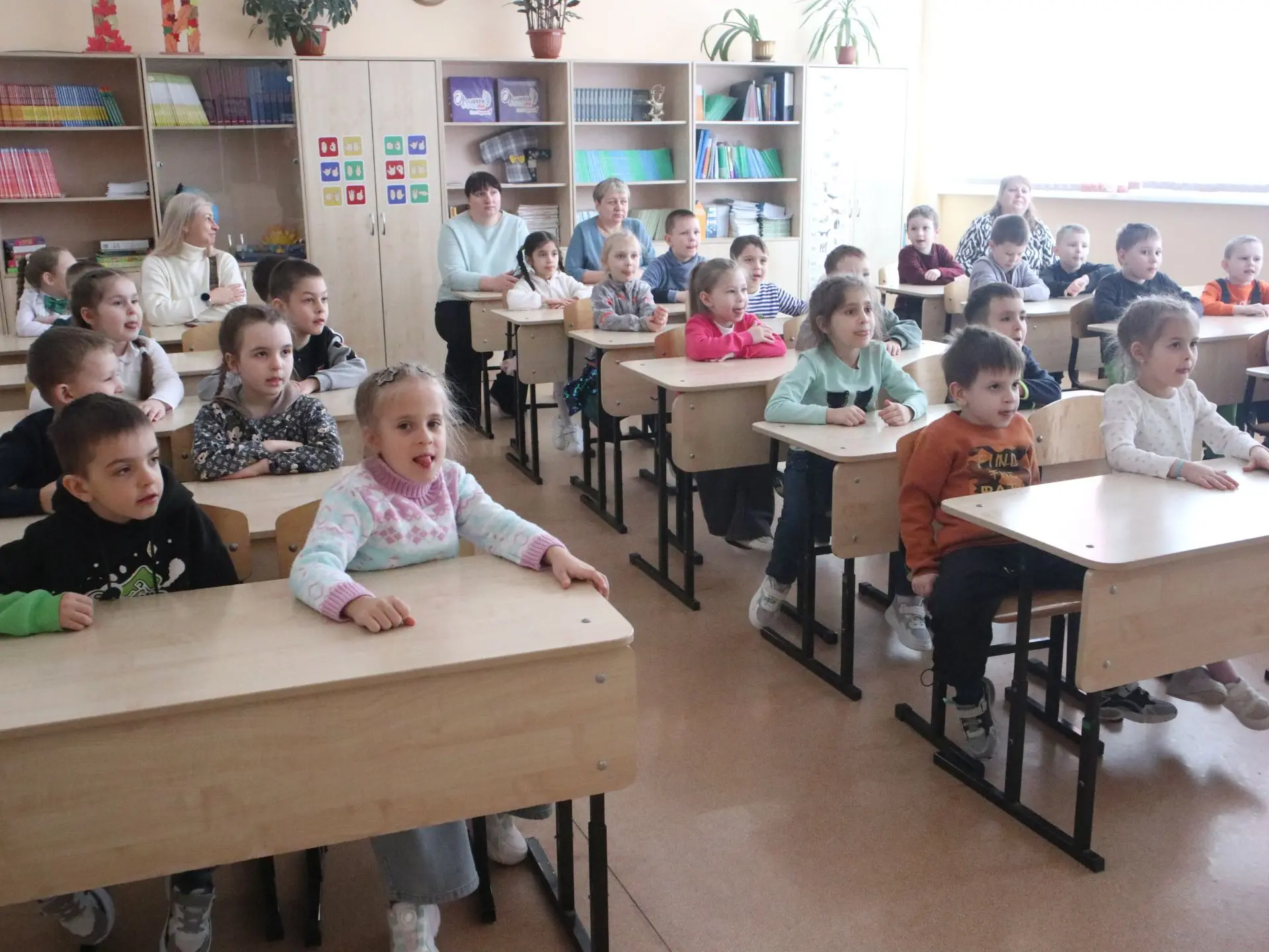✨ Путешествие в школу начинается уже сейчас!  20 марта школа №69 распахнула свои двери для самых мал