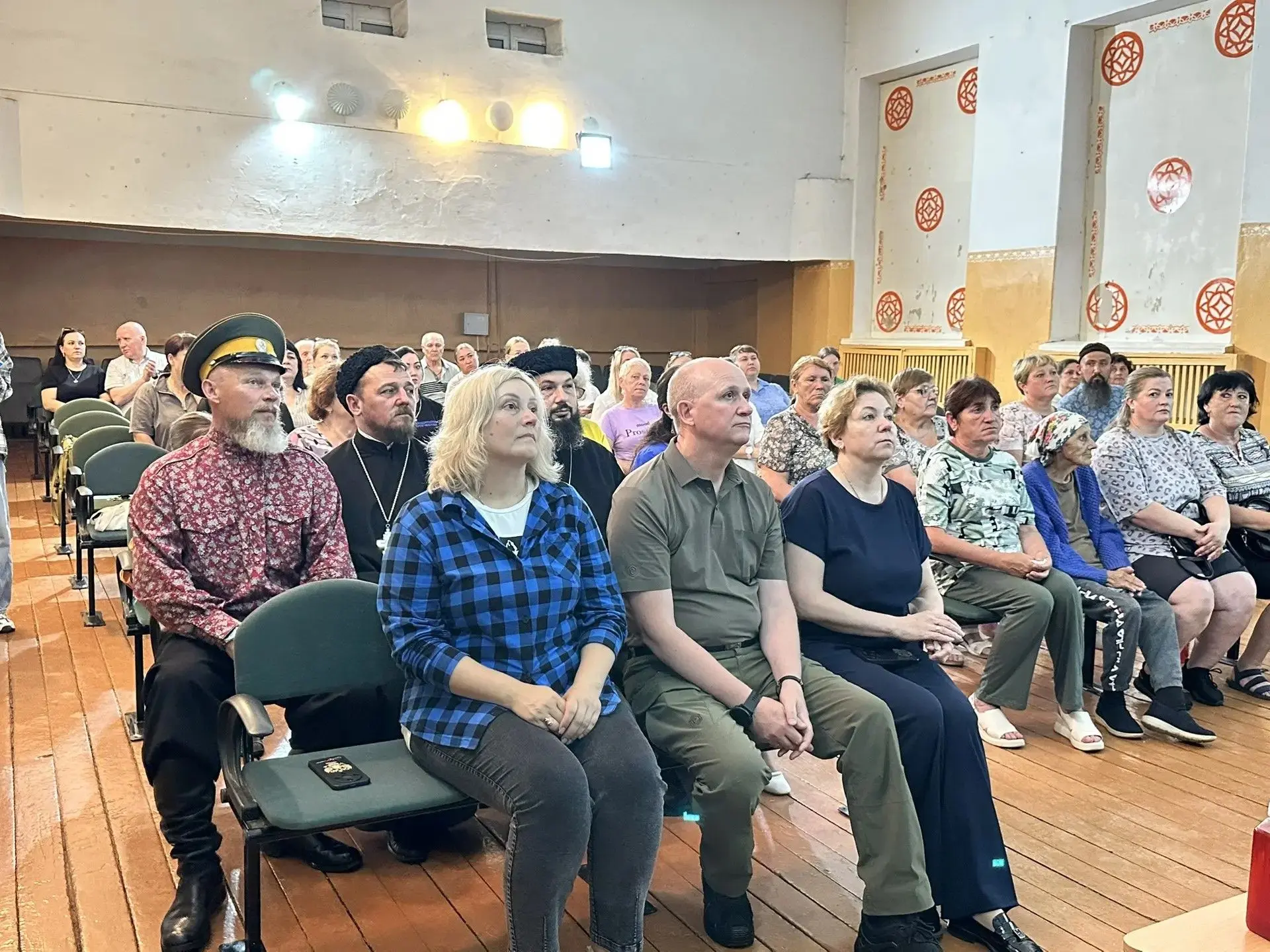 В Екатерино-Никольском почтили память героев СВО в рамках проекта «Жить за двоих»