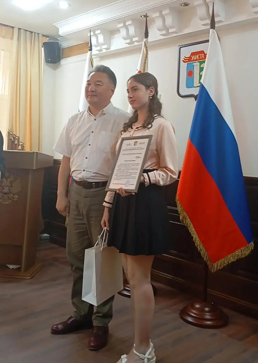 Обучающаяся 11 «А» класса Каункаева Наталья награждена Благодарственным письмом от Администрации гор