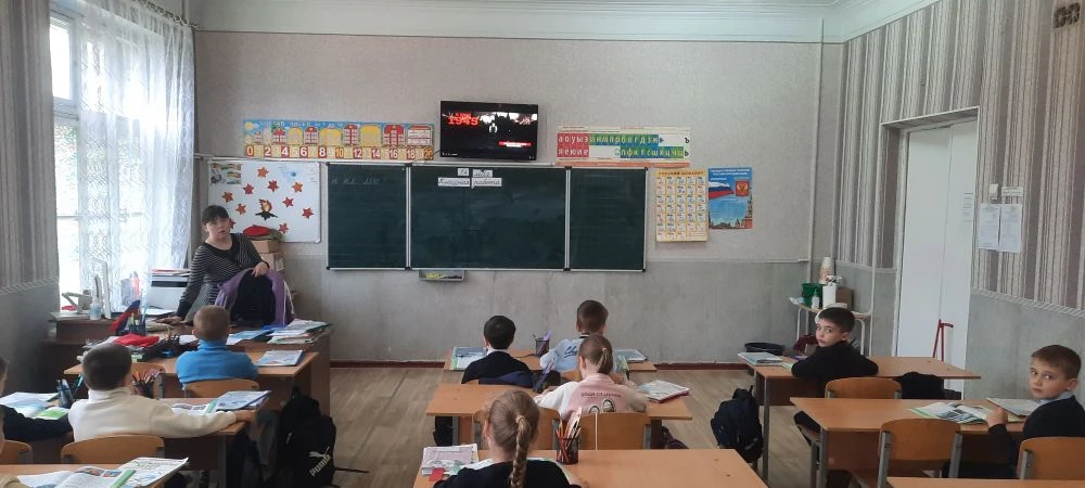 ПОТОМКИ ПОБЕДИТЕЛЕЙ