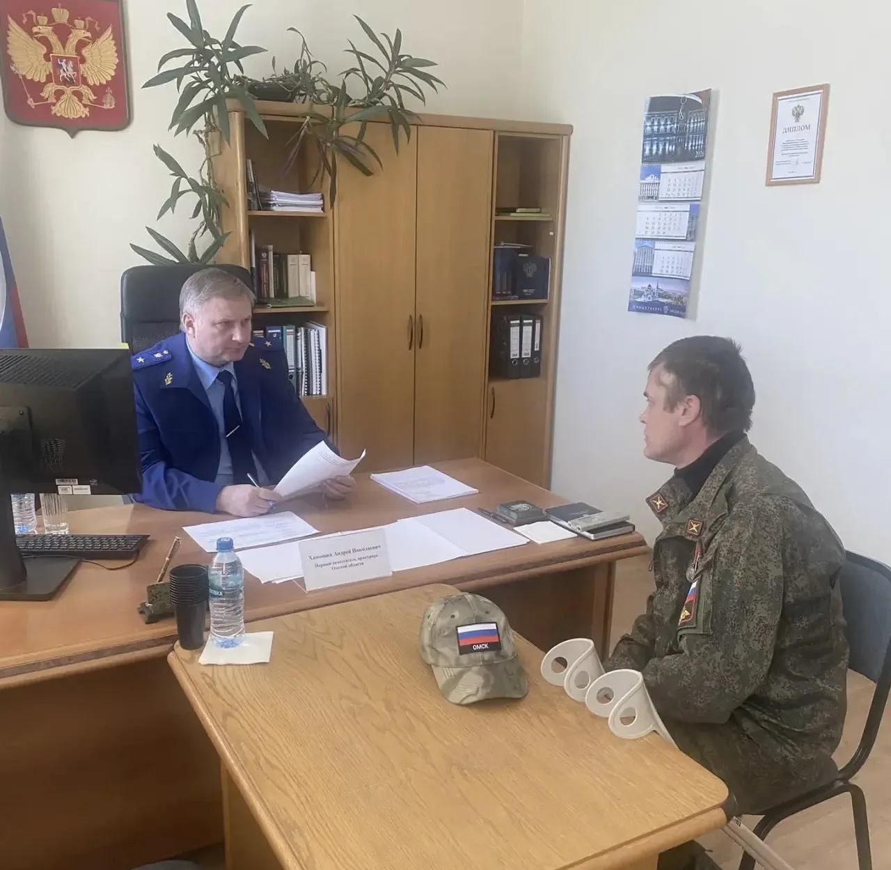 Первый заместитель прокурора Омской области Андрей Хамошин провел личный прием жителей Калачинского 