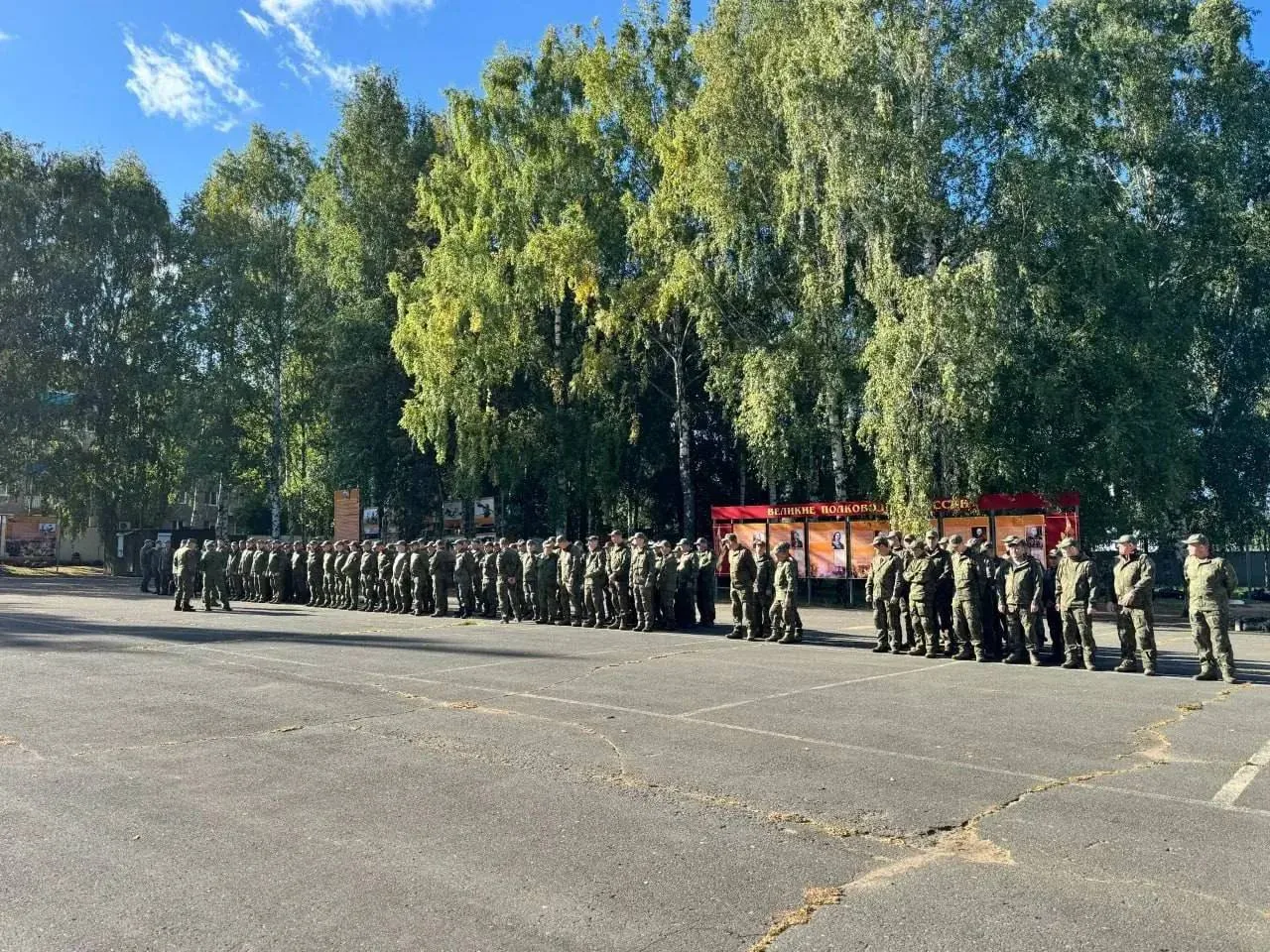 В военкоматы Удмуртии прибыли 120 добровольцев для формирования отряда БАРС