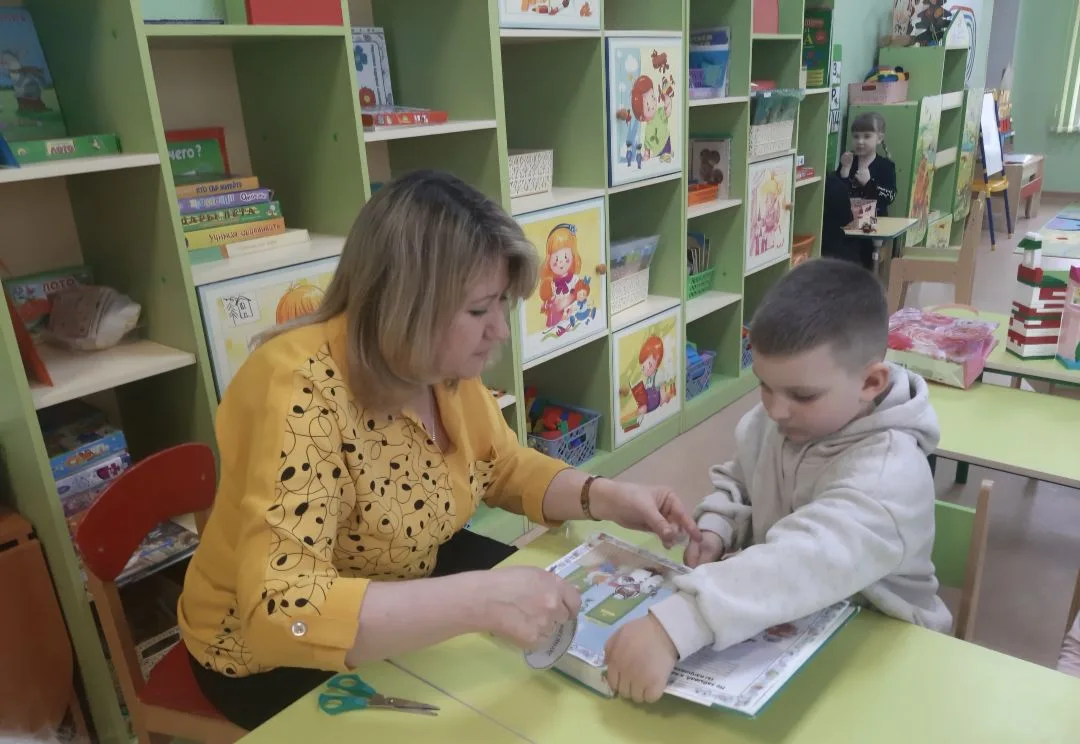 КНИЖКИНА БОЛЬНИЦА 🏥📚

С наступлением летнего периода с воспитанниками группы "Гномики" мы решили п