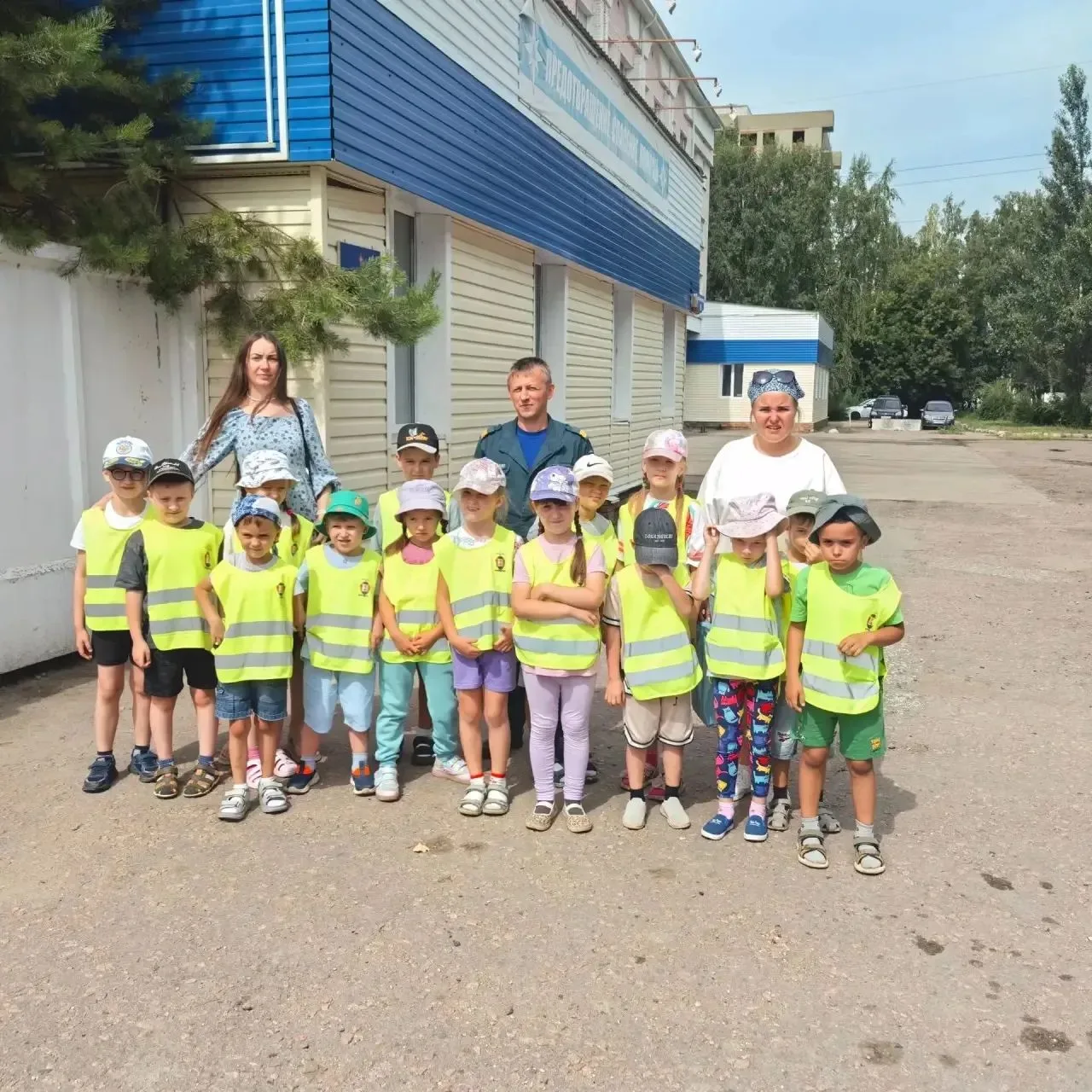 👩‍🚒🧯👨‍🚒В мире пожарной охраны побывали сегодня воспитанники старшего возраста нашего детского с