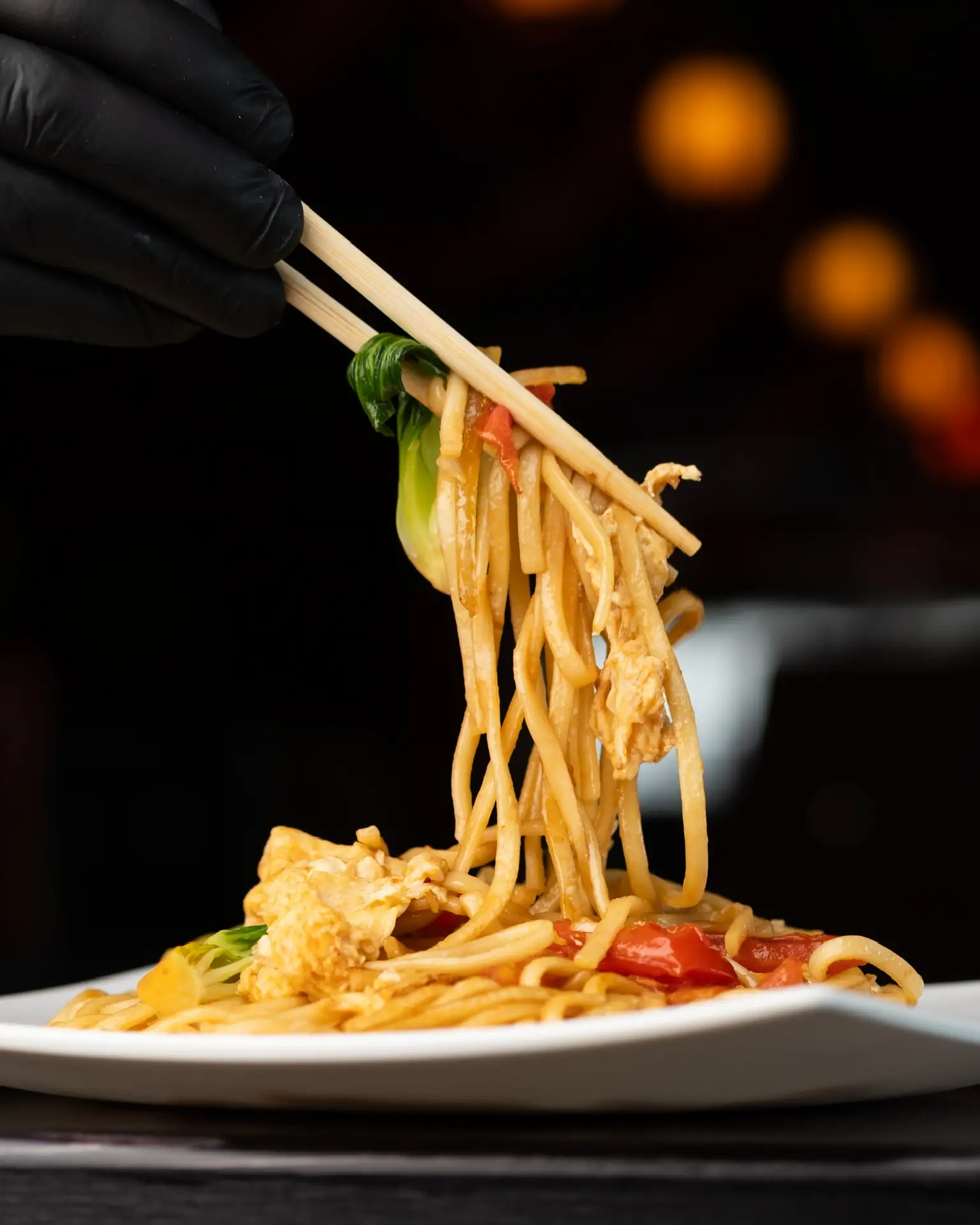 🍜 Лапша в китайской кухне – это больше, чем просто блюдо. Это про текстуру, баланс вку...