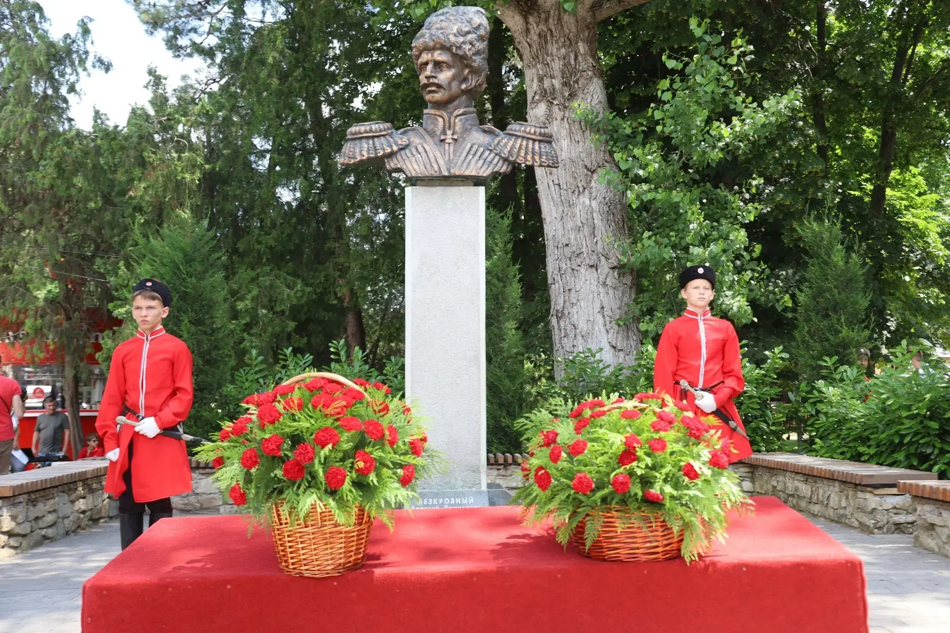 В Анапе почтили память легендарного атамана.