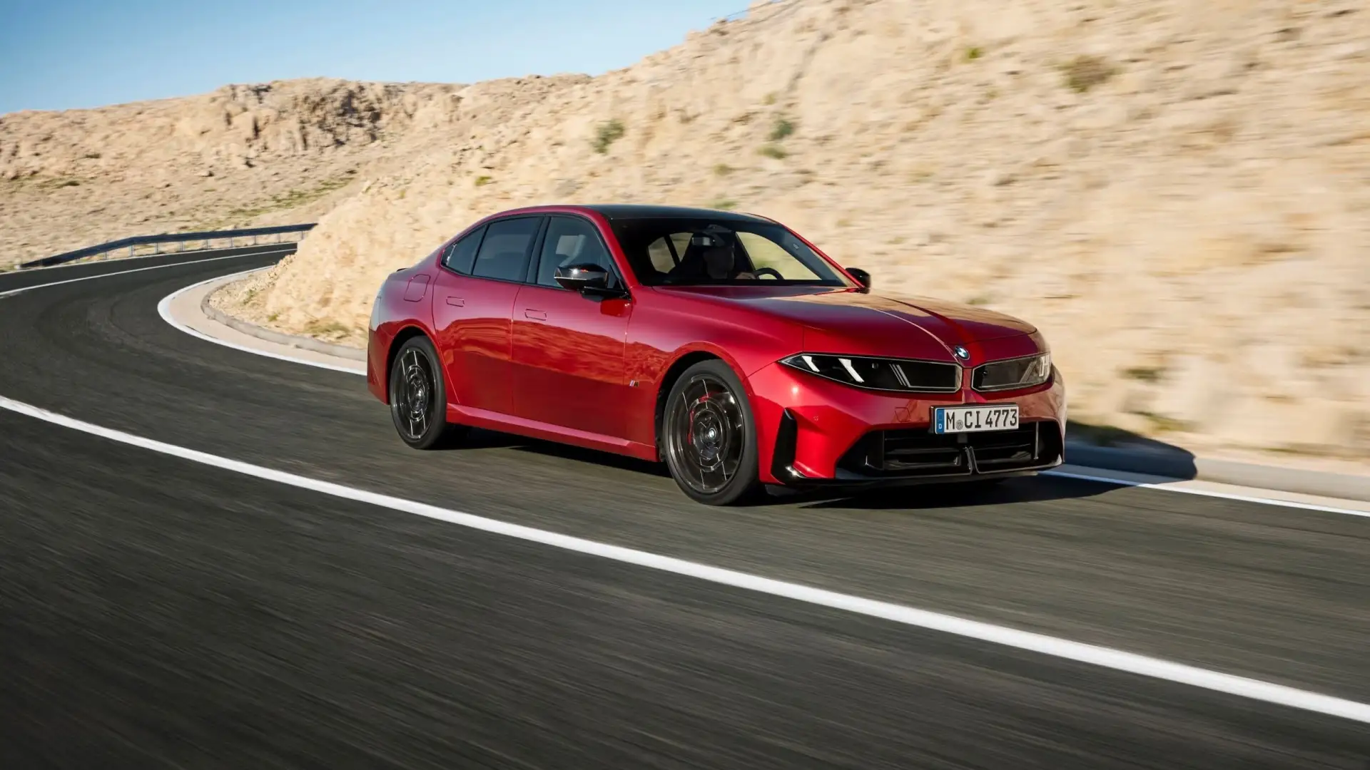 Новую BMW 3-й серии привезут в Россию уже в феврале — машина попала под льготный утильс...