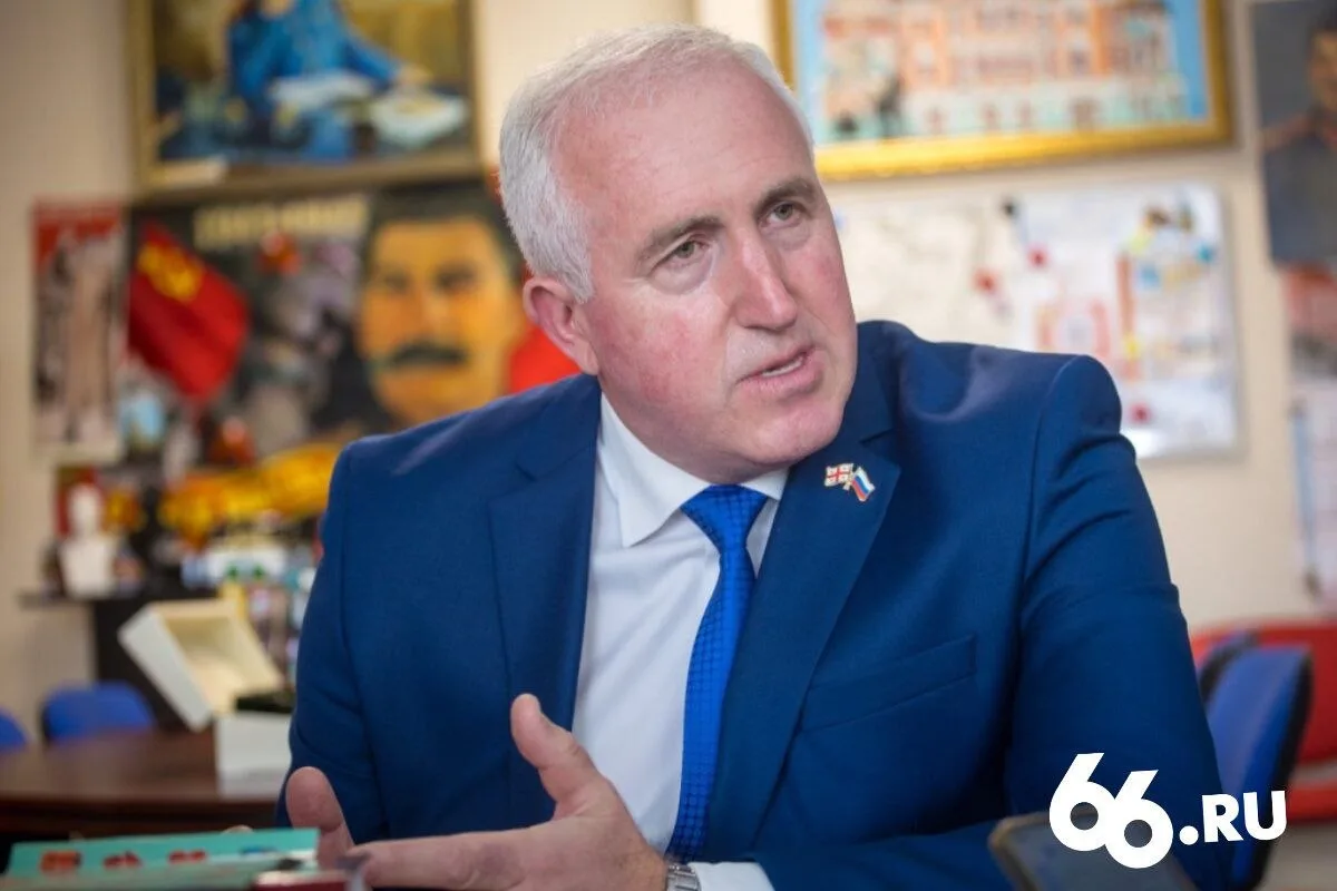 👴«Думаете, город сойдет с ума?» Инициатор установки бюста Сталину — о спорах вокруг фи...