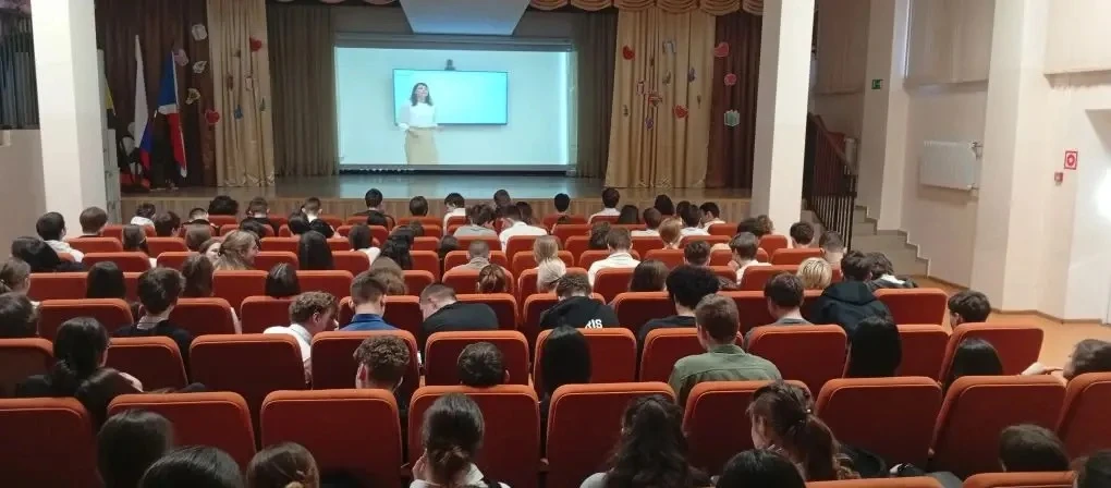 💧 Чистая вода — это будущее! 💧  Сегодня, 24 марта, в рамках профориентационной работы ученики 9-10- 
