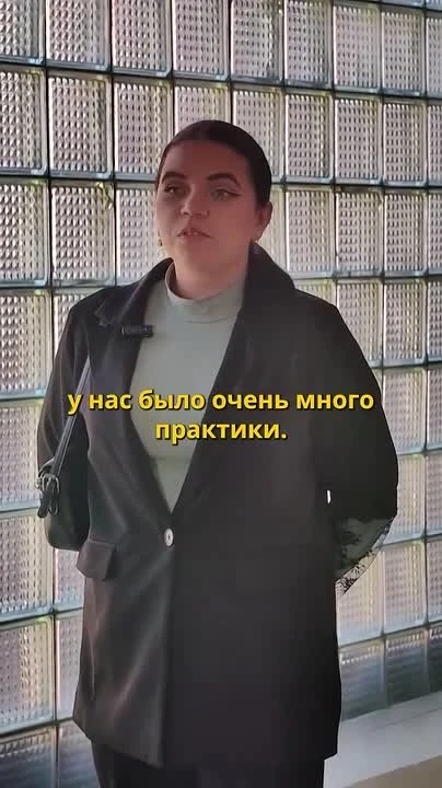 👩‍🏫   Стать для кого-то первым учителем – серьезная задача

В этом году Петрозаводский педагогичес