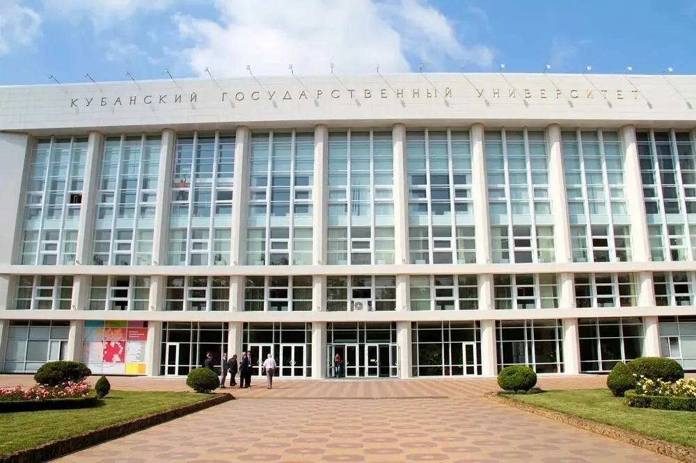 🎓 Краснодар вошел в топ-10 городов, куда хотят поступать абитуриенты в 2026 году. 

Краснодар оказа
