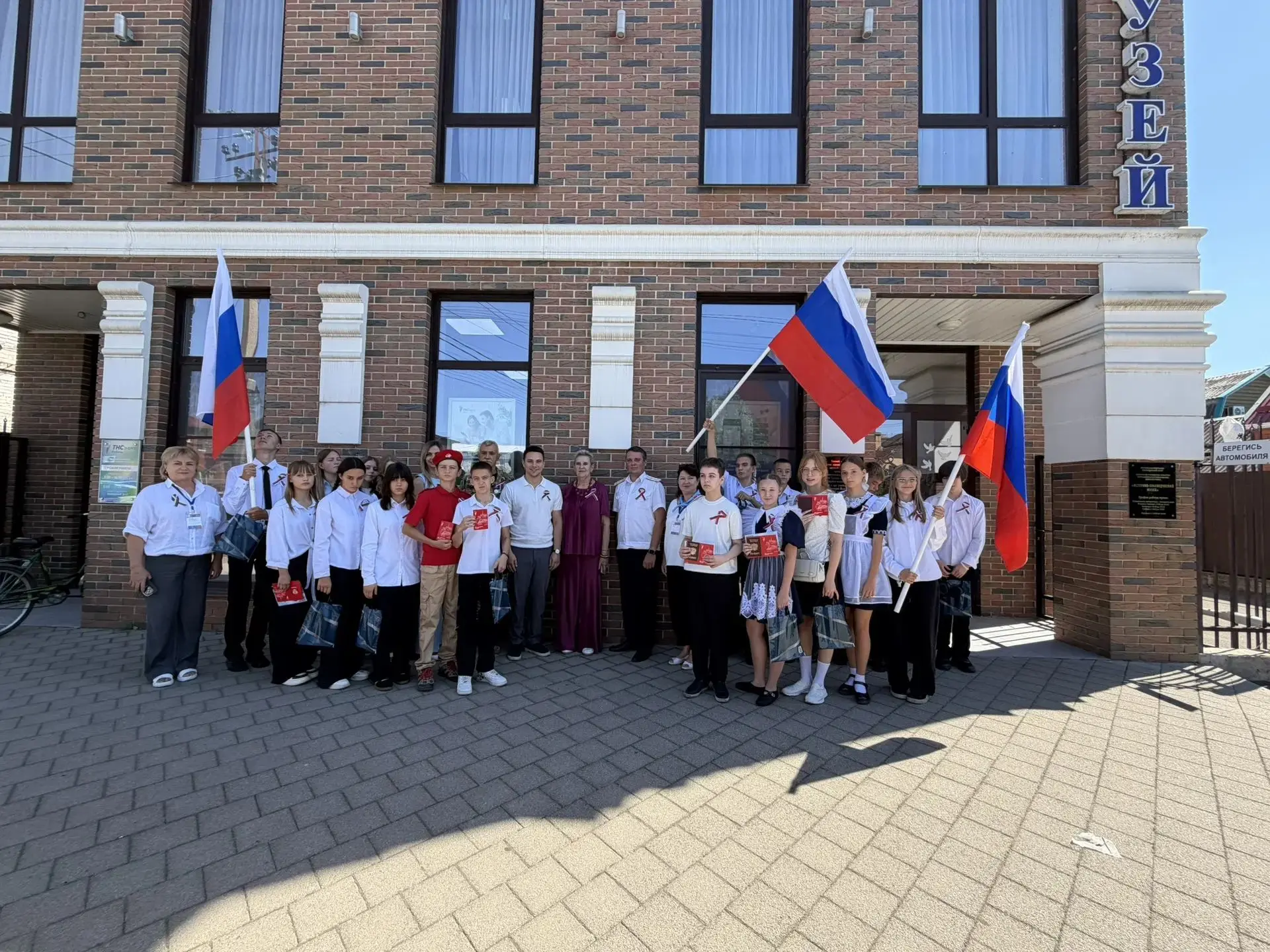 🇷🇺 «Я — ГРАЖДАНИН РОССИИ!»: Торжественное вручение паспортов в Динском районе