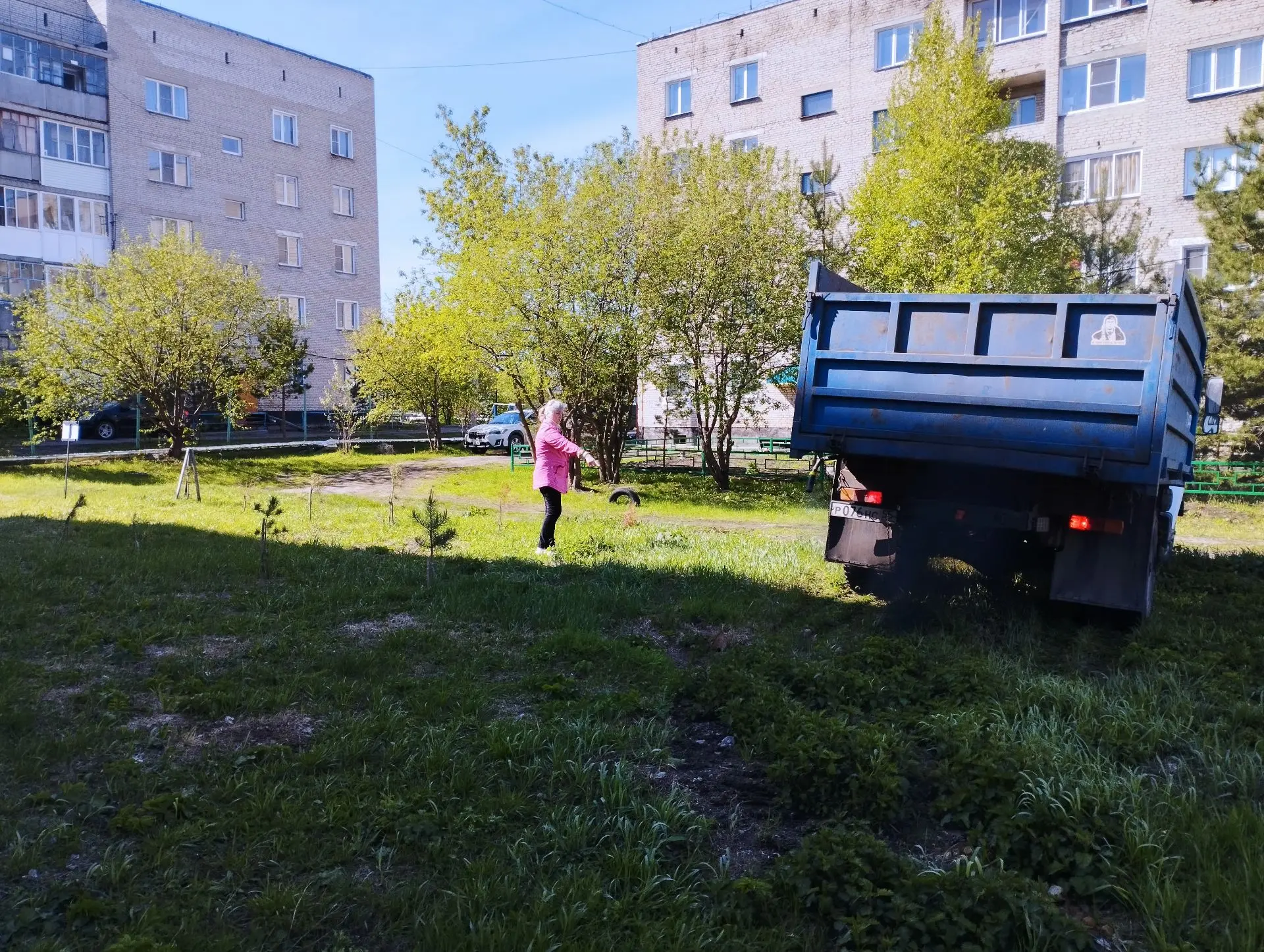 Депутат Законодательного Собрания Новосибирской области Виталий Новосёлов получил обращение от жильц