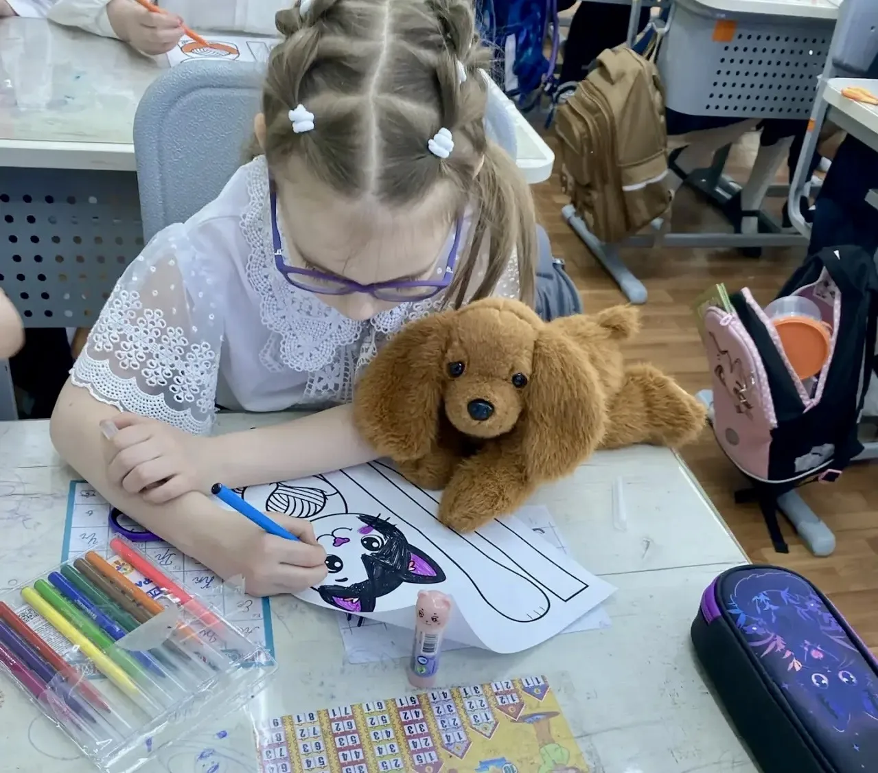 🌟🧸 День любимых игрушек в 1А и 1Б: когда школа стала ещё теплее! 🧸🌟  Сегодня в наших 1А и 1Б классов