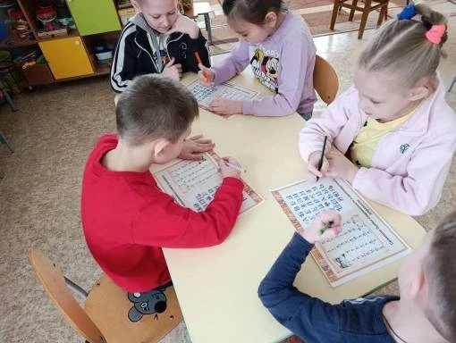 День славянской письменности и культуры, отмечаемый 24 мая в честь создателей азбуки — ...