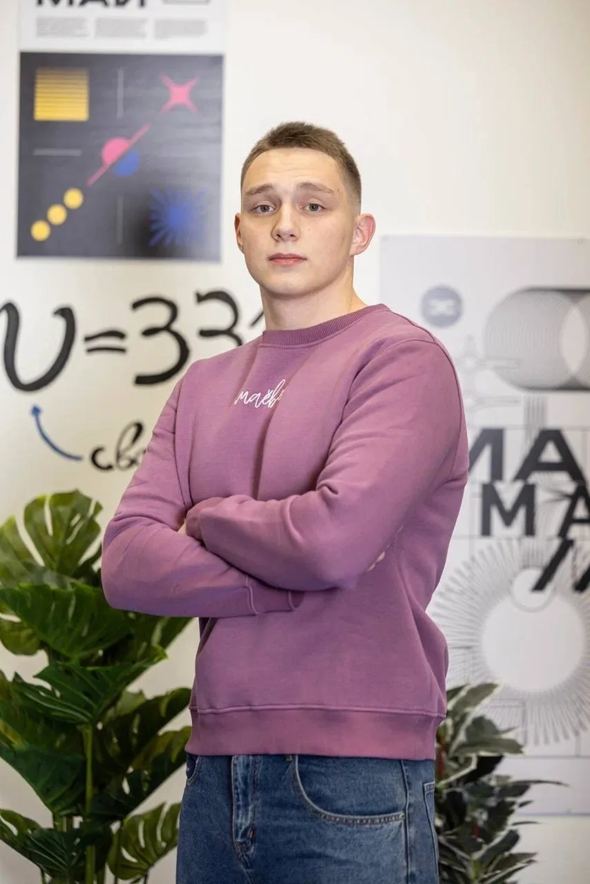🌙 Вечер. Тишина. Любимый свитшот.🤍