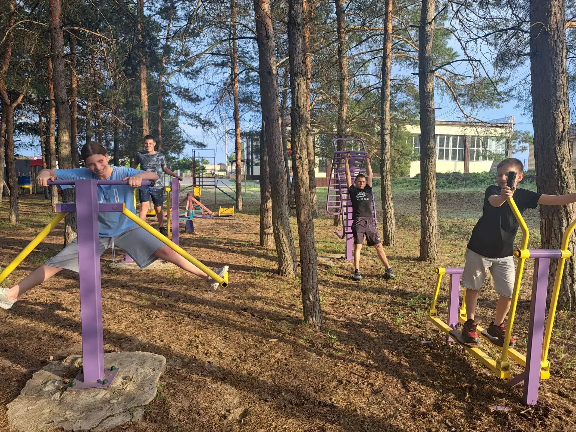 🏕️ Спорт — это жизнь! А в лагере «Солнечный город» настоящий спортивный праздник! 🔥

В рамках меся