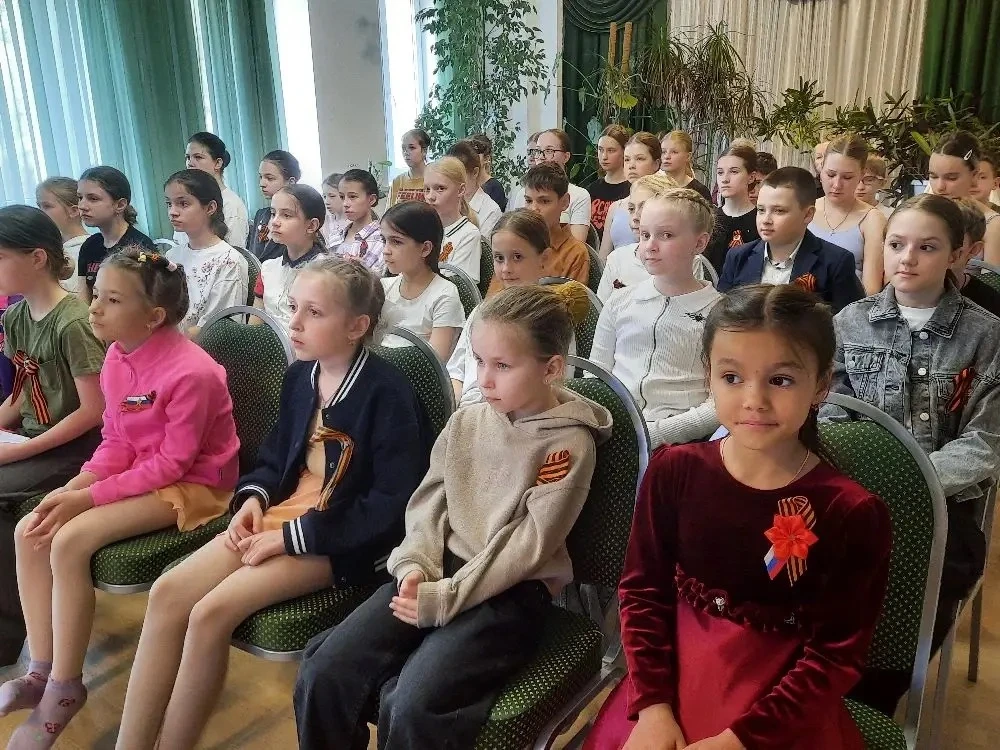 В преддверии 9 Мая в детской хореографической школе «Волжаночка» состоялось торжественн...