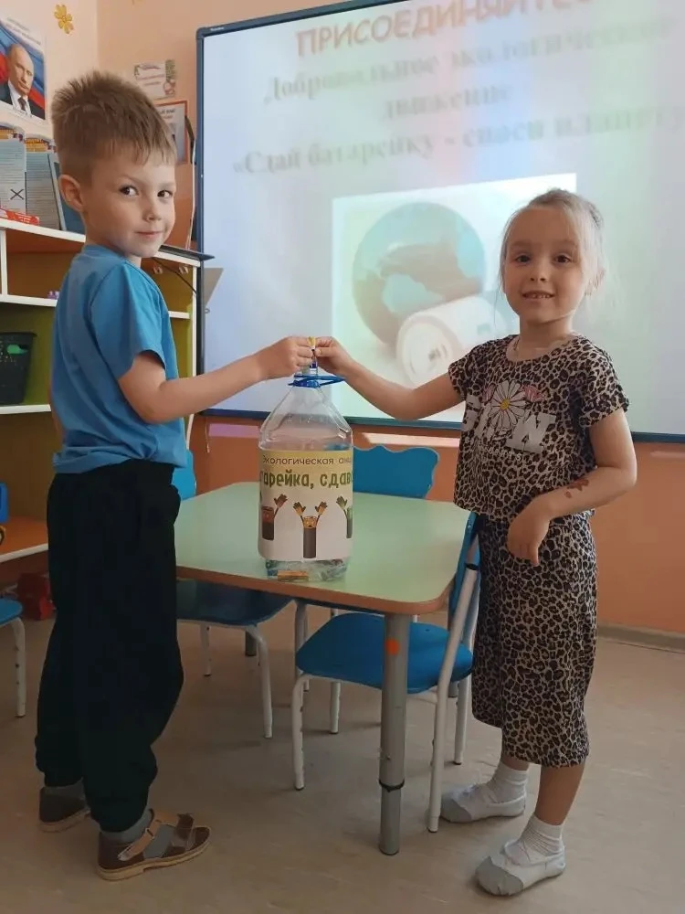 В старшей группе № 3 "Гуси-Лебеди" детского сада № 148 "Сказкоград" проходит экологичес...