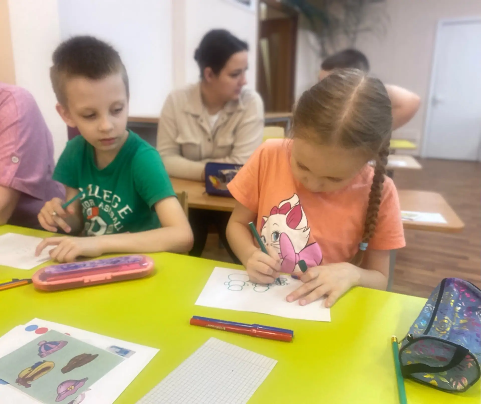 🎒✨ Вчера в нашем детском саду прошёл детско-родительский клуб «Скоро в школу»! ✨🎒👦👧 Наши дошколя