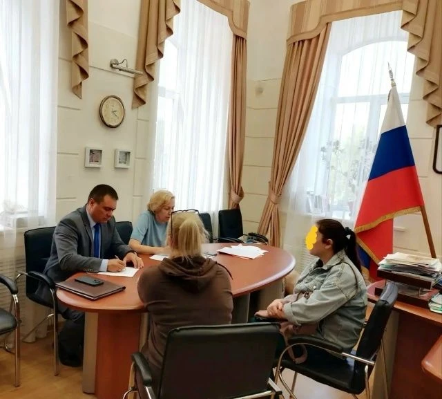 Уполномоченные продолжают практику проведения совместных приемов граждан
