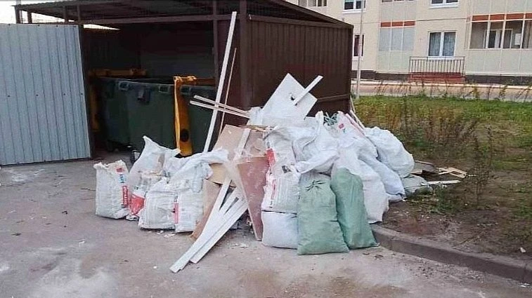 ❗️Обращаем внимание отходобразователей на недопустимость складирования строительных отх...