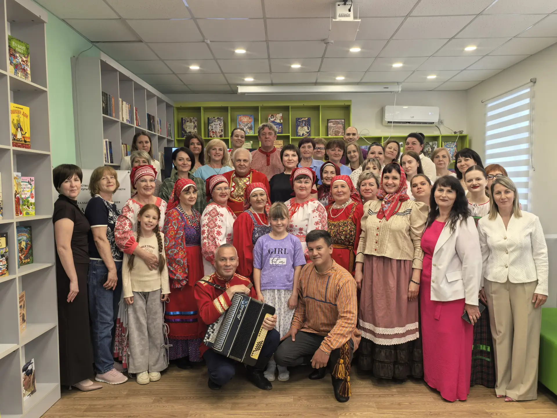 В Пугачеве региональная конференция «Малая Родина — большая любовь» завершилась ярким гала-концертом