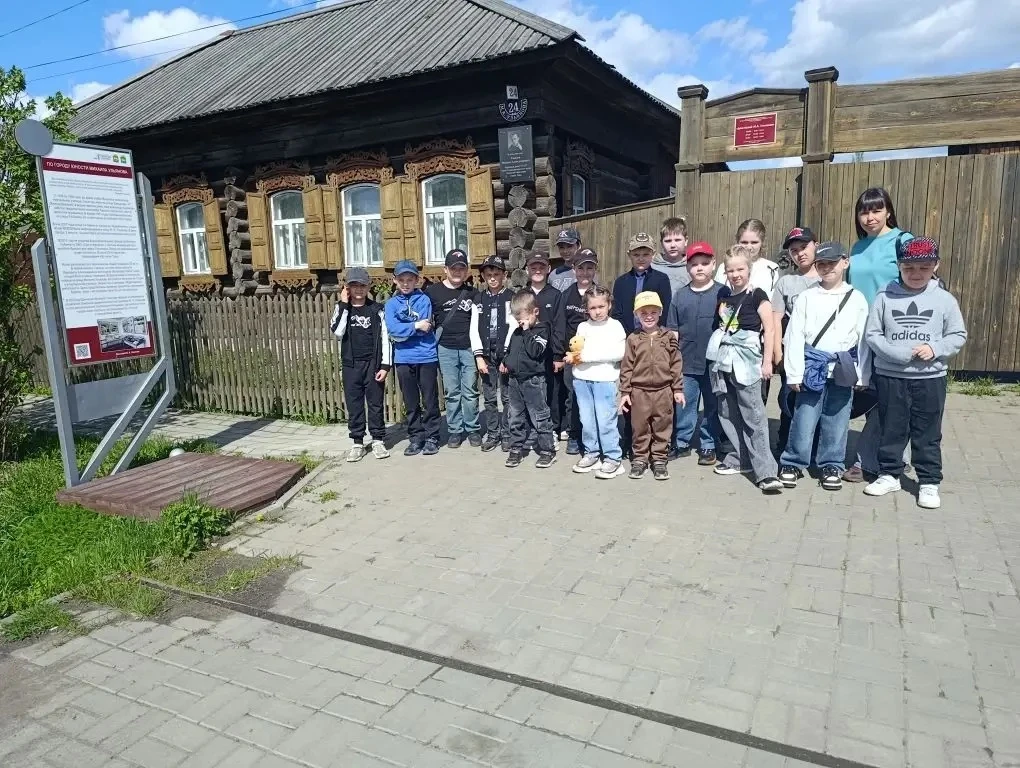 🎭 В субботу, 16 мая, ребята из объединения "Вертикаль" под руководством Т.В. Криворото...