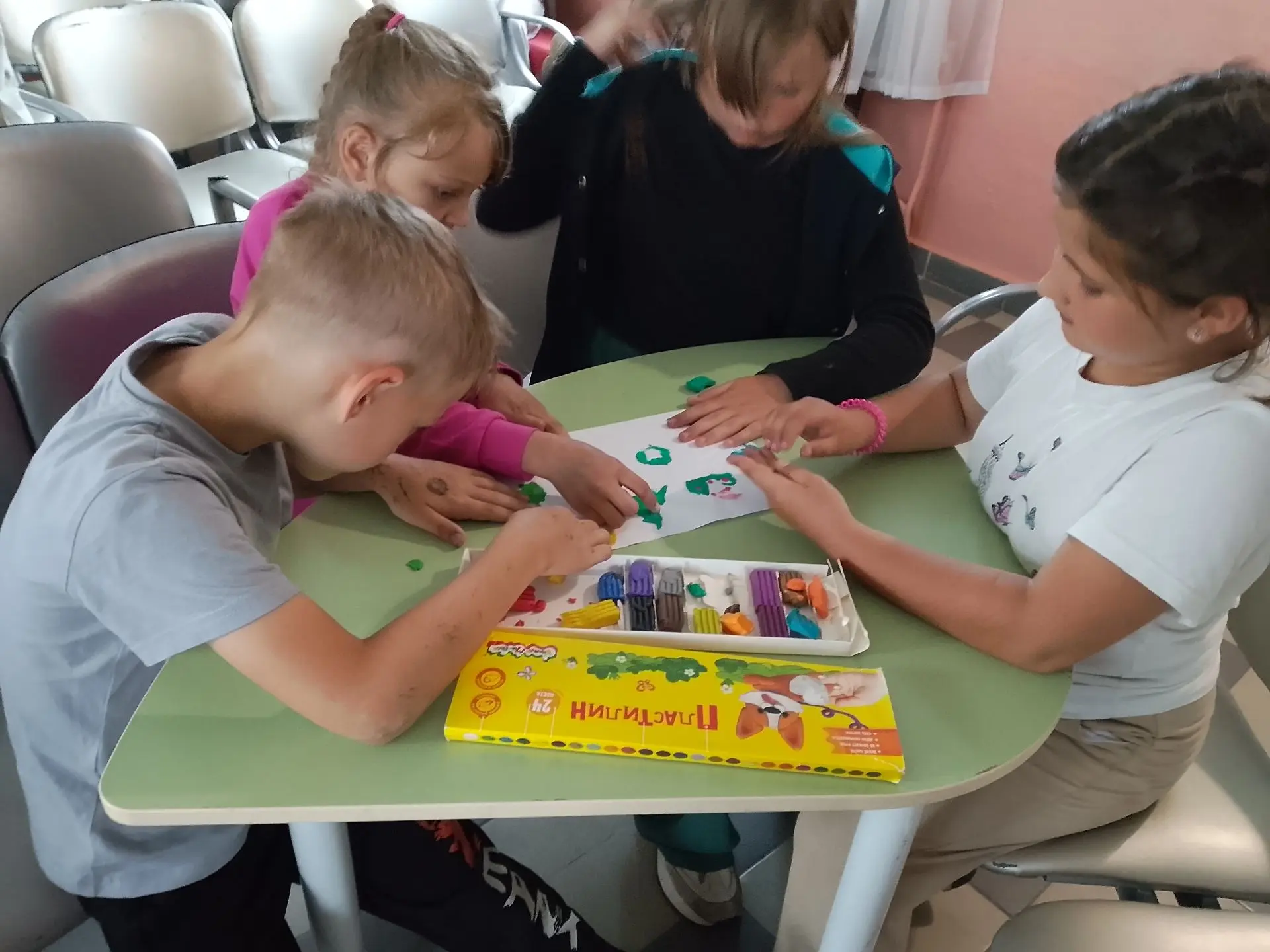🌈 В пришкольном лагере Гляденской СОШ состоялось творческое занятие по дополнительной общеразвивающ