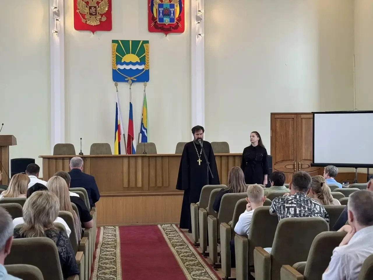 В Азовском районе вручили государственные награды семьям погибших героев СВО