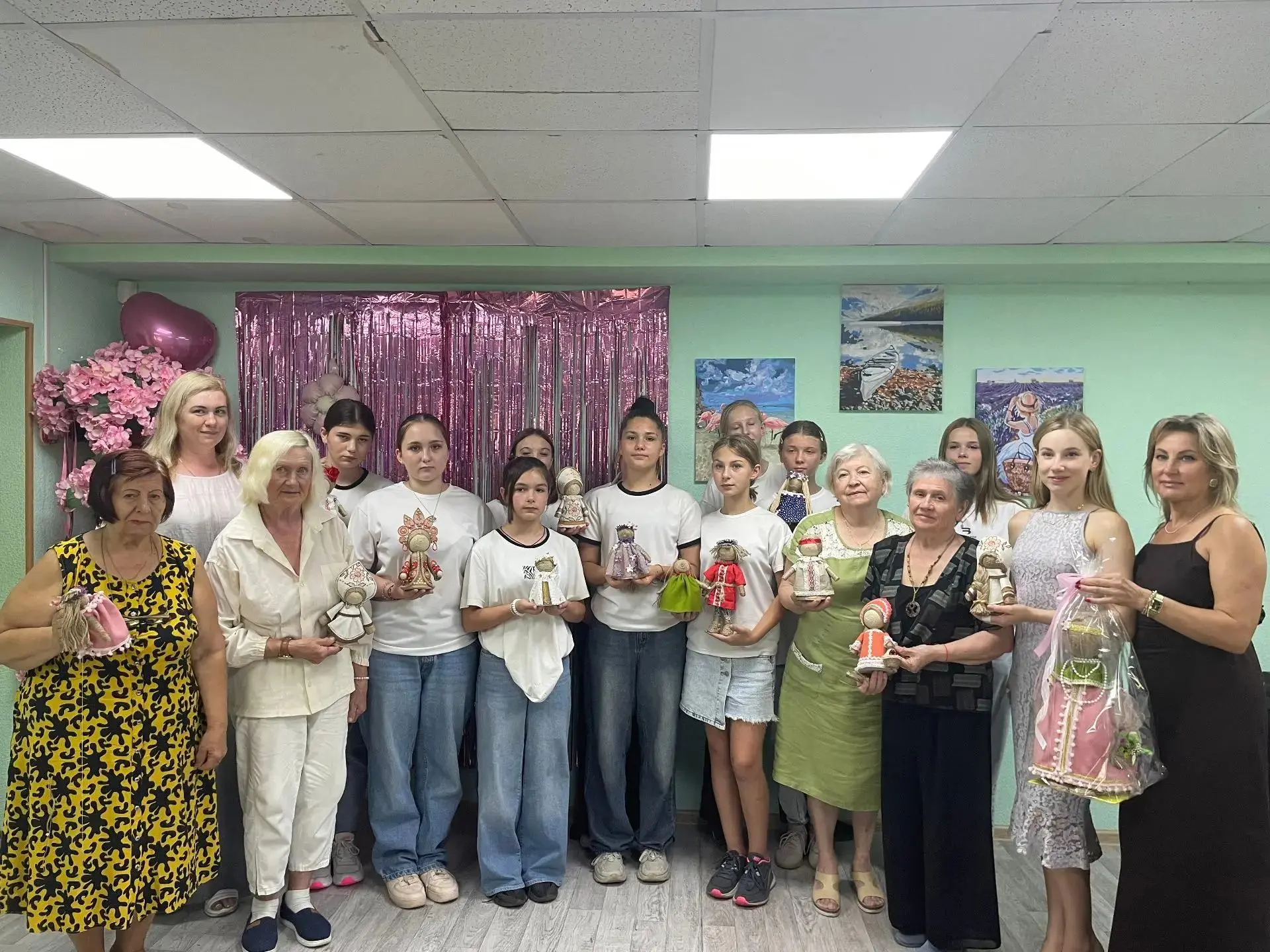«Связь поколений через традиции»

В Отделении активного долголетия продолжается реализация социально