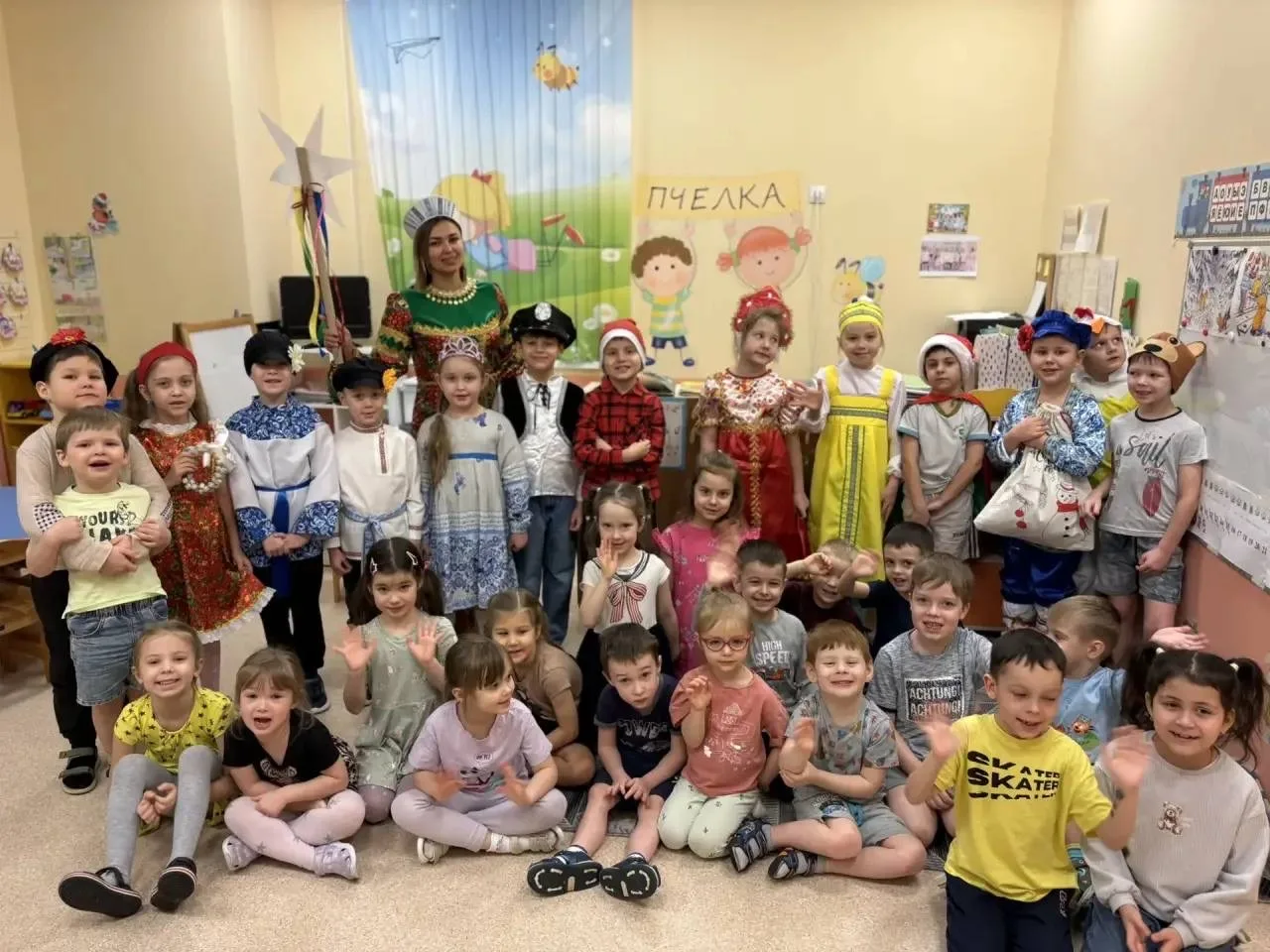 🎄Волшебные колядки согрели сердца в нашем саду 🎄Наш сад вновь наполнился теплом и радостью, когда на