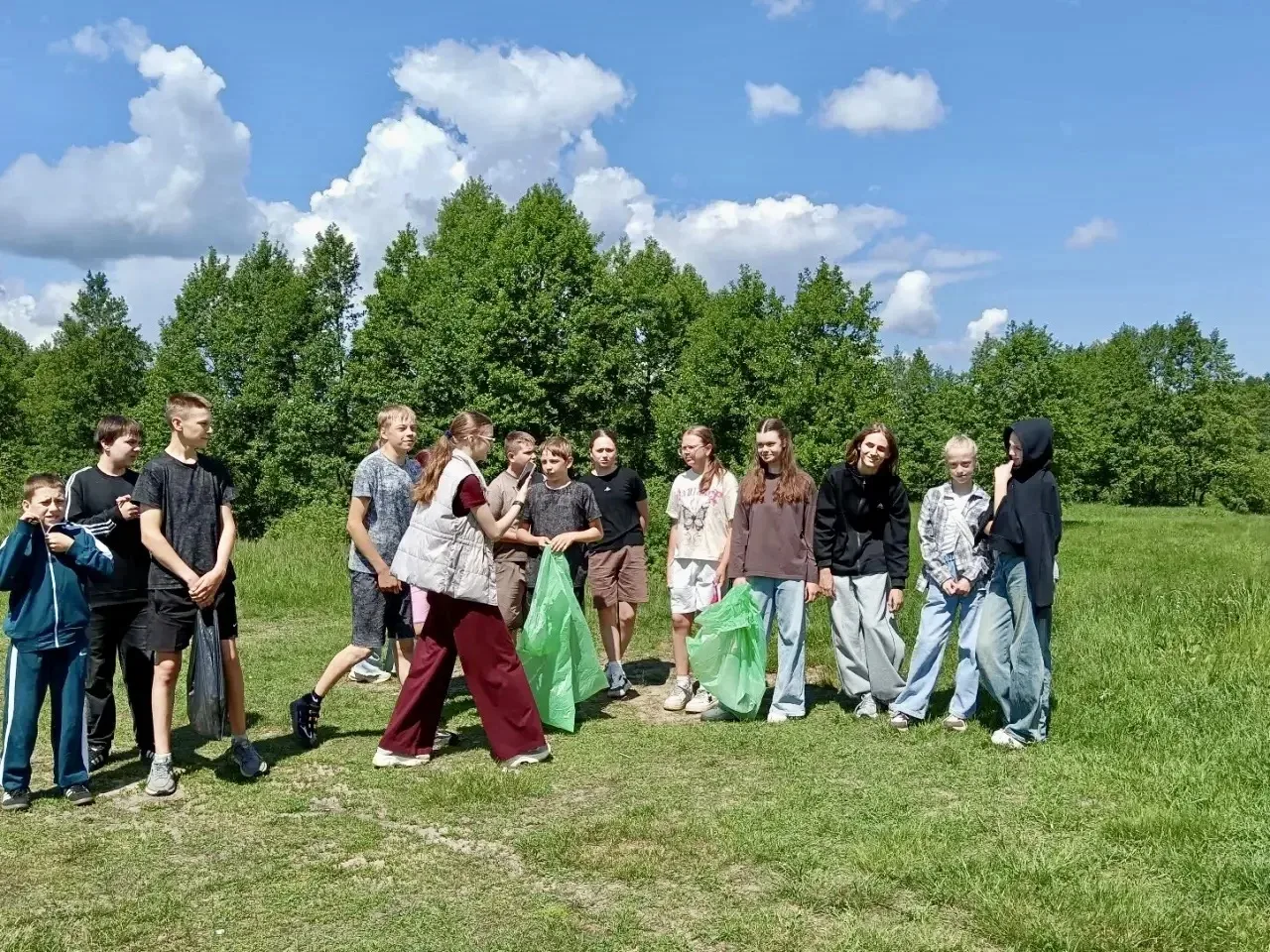 🌿 В рамках Всероссийского дня окружающей среды в нашем летнем лагере прошла масштабная экологическа